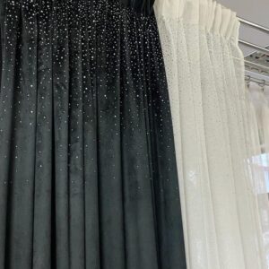 Zasłony welurowe model Metor z kryształkami cyrkonie 140x250 czarny zasłona crystal