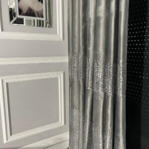 Zasłony welurowe GLAMOUR SILVER 2 140x250 cm na przelotkach szara