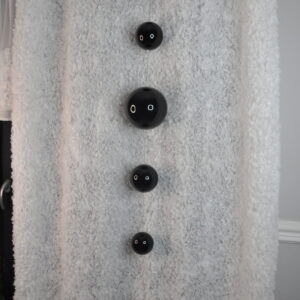 Wisząca dekoracja okienna – KULE MAŁE na metalowej żyłce | CZARNY