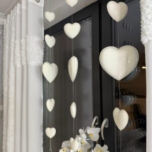 Wisząca dekoracja okienna – SERCA na metalowej żyłce | BIAŁY