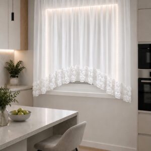 Firana szyfonowa z kolekcji ROSES | NOWOŚĆ | 400x160 cm taśma | zdobiona aplikacją 3D w róże ŁUK TAŚMA
